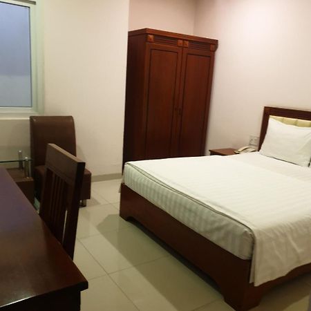 Hoang Ngoc Hotel Pleiku Extérieur photo