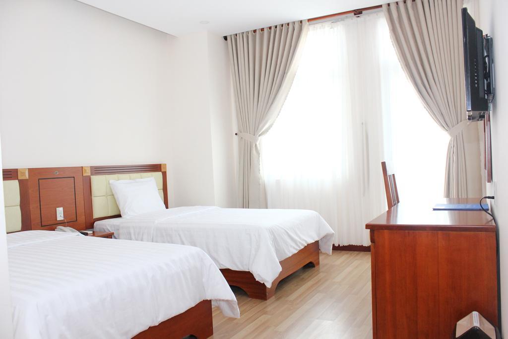Hoang Ngoc Hotel Pleiku Chambre photo