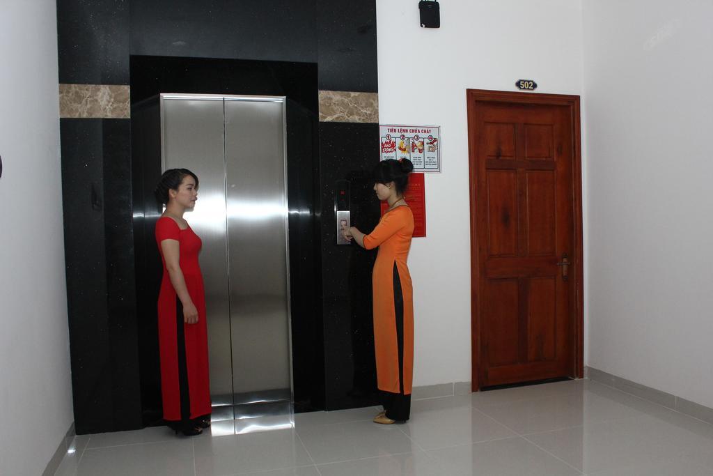 Hoang Ngoc Hotel Pleiku Extérieur photo